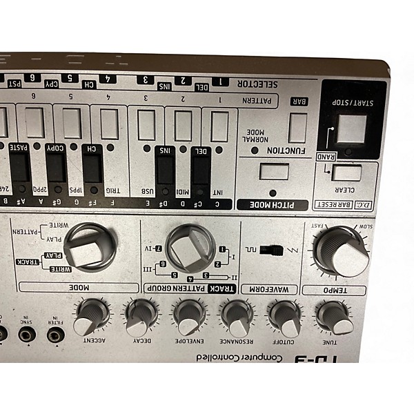 Used Behringer TD3SR Synthesizer