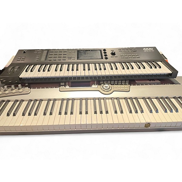Used Akai Professional MPC Key 61 Keyboard Workstation