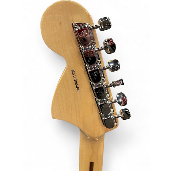 Used Fender Artist Series Yngwie Malmsteen Stratocaster Vintage White Solid Body Electric Guitar