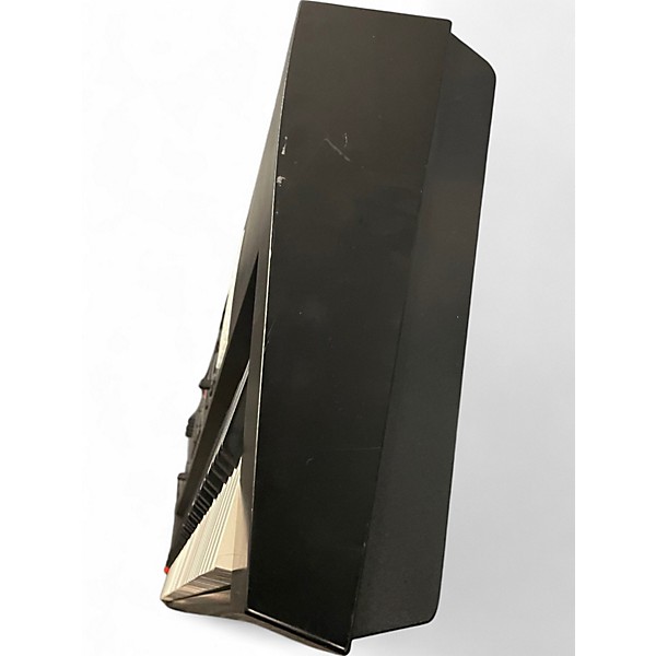 Used Roland FA08 Keyboard Workstation