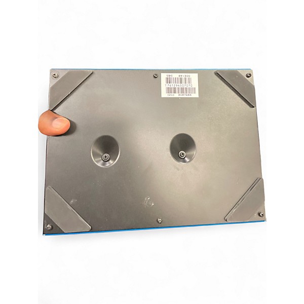 Used BOSS SY300 Guitar Synthesizer Effect Pedal