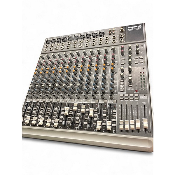 Used Mackie 1642-vlz3 Powered Mixer