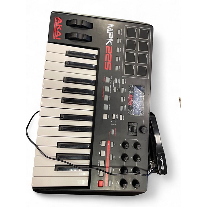 AKAI MPK 225 MIDIキーボード アカイ MIDI Keyboard MPK225 | Akai Pro