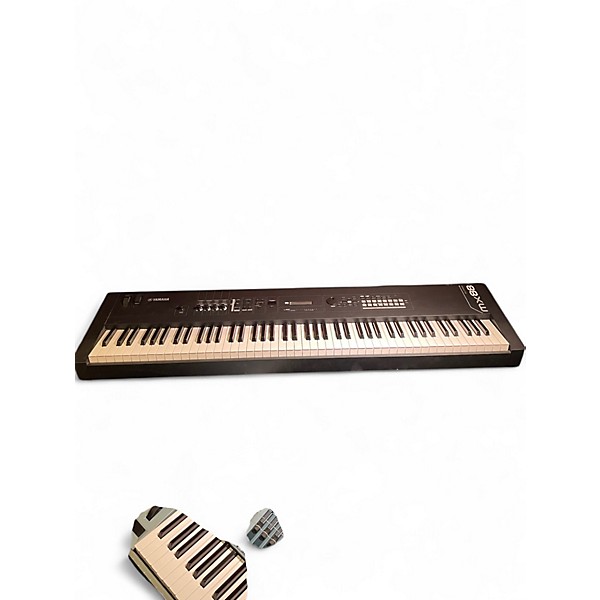 Used Yamaha MX88 Synthesizer