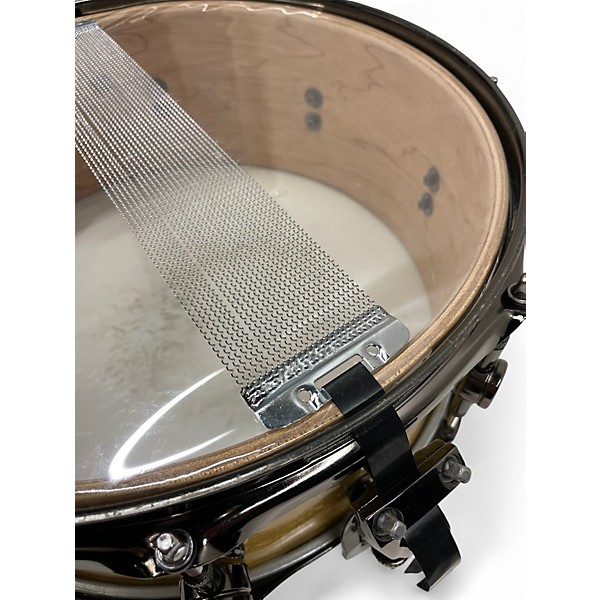 Used ddrum 5.5X14 Reflex snare Antique White Drum