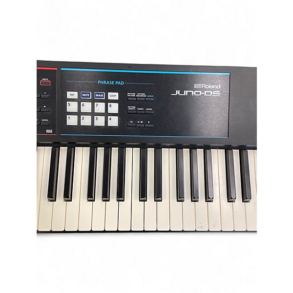 Used Roland juno ds88 Keyboard Workstation