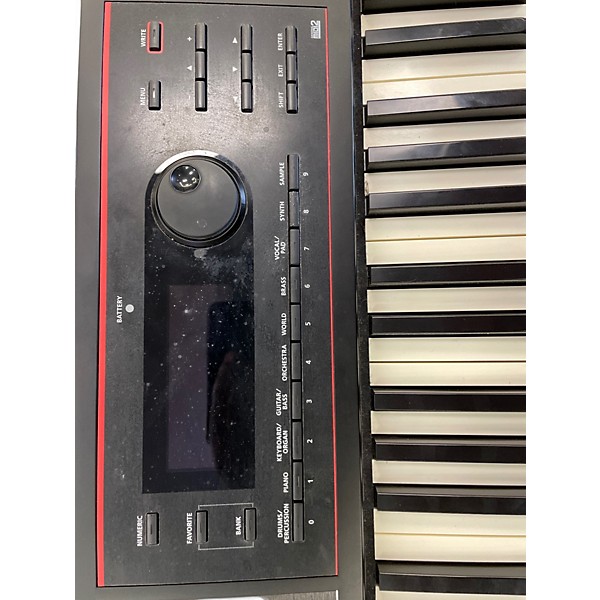 Used Roland juno ds88 Keyboard Workstation