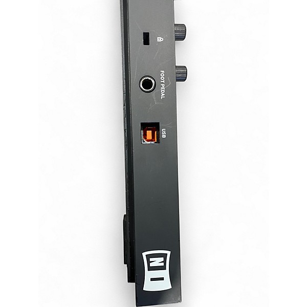 Used Native Instruments KOMPLETE KONTROL M32 MIDI Controller