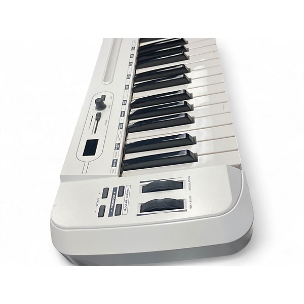 Used Samson Carbon 49 Key MIDI Controller