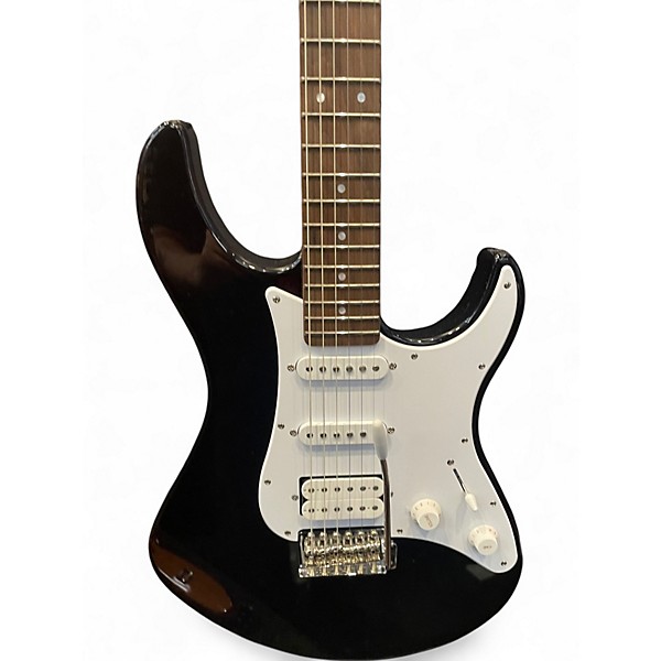 YAMAHA PAC012 ストラトブラック Amazon.com: Yamaha Pacifica Series PAC012 Electric Guitar