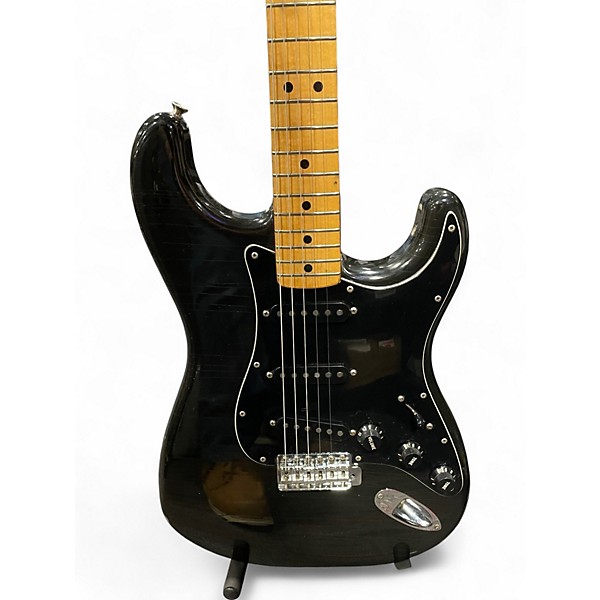 Vintage 1980s Fender 1980'S STRATOCASTER Black Solid Body Electric Guitar
