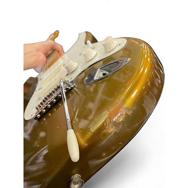 Used Fender LS100 Stratocaster gold Solid Body Electric Guitar