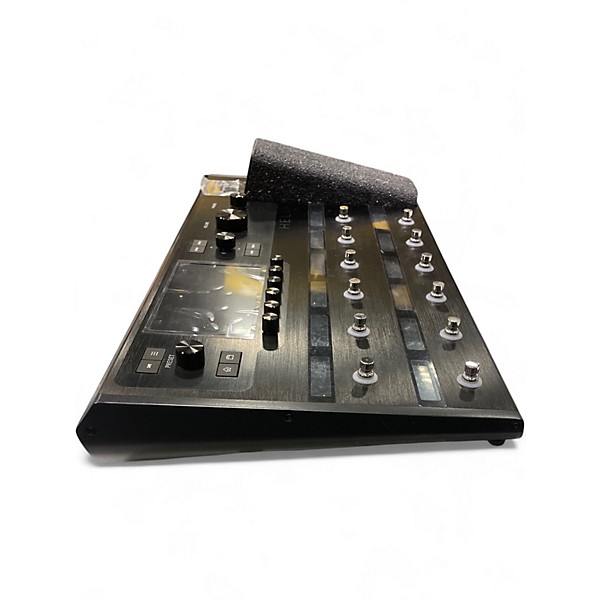 Used Line 6 Helix Effect Processor