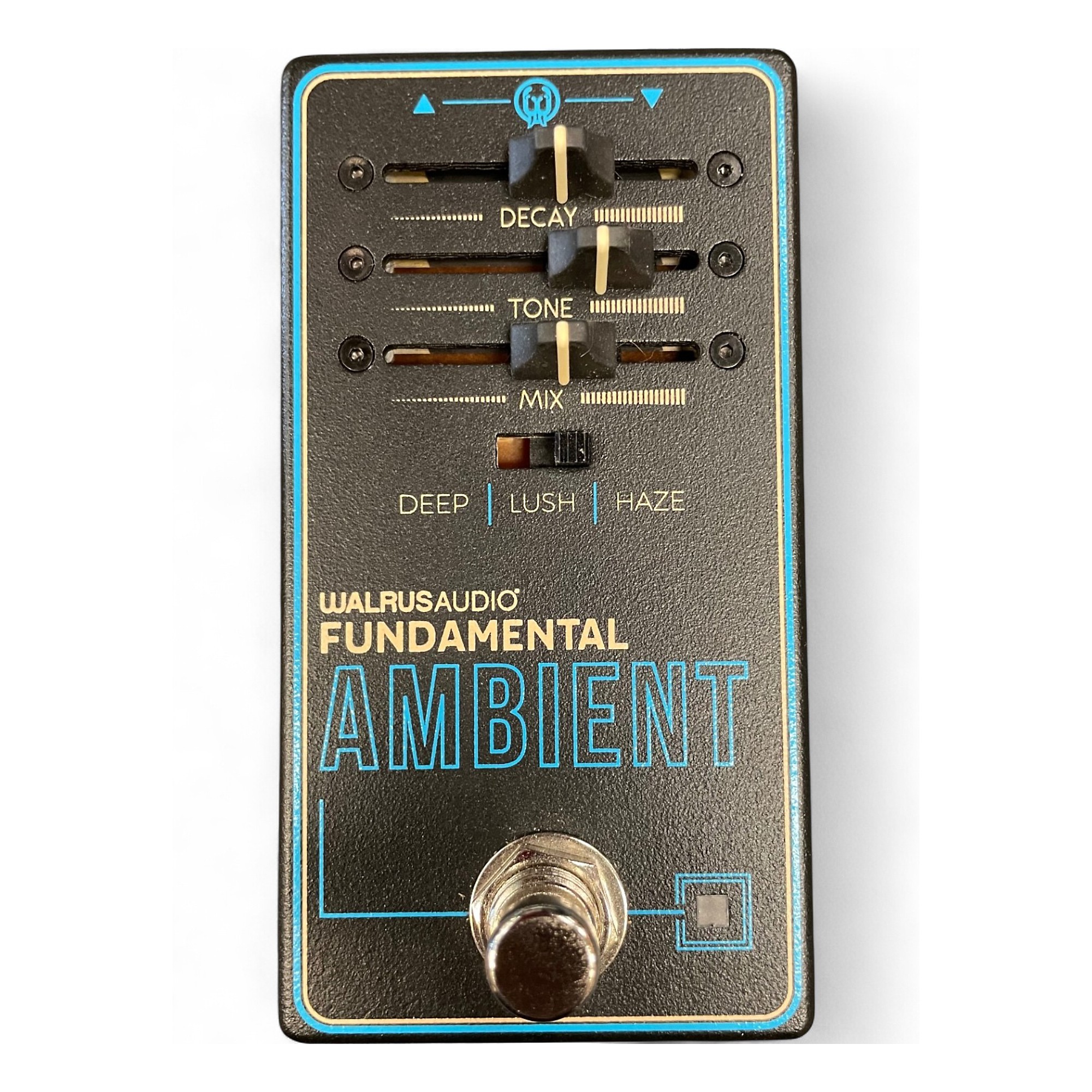 Used Walrus Audio FUNDAMENTAL AMBIENT Effect Pedal | Guitar