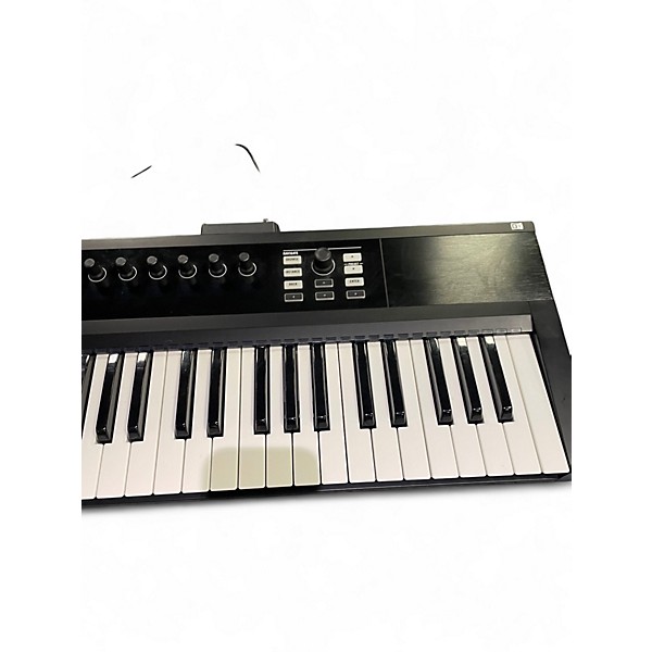 Used Native Instruments Komplete Kontrol S49 MIDI Controller
