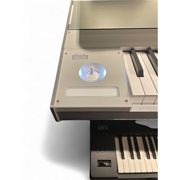 Used KORG M3 88 Key Keyboard Workstation