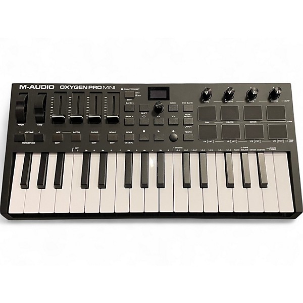 Used M-Audio oxygen pro mini Production Controller | Guitar