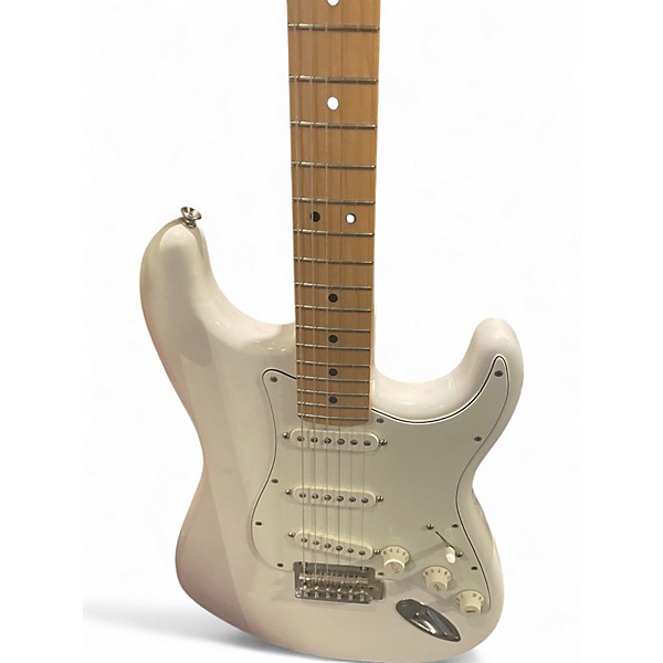 Used Fender Player Stratocaster Alpine White Solid Body Electric Guitar