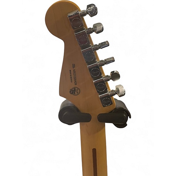 Used Fender Player Stratocaster Alpine White Solid Body Electric Guitar