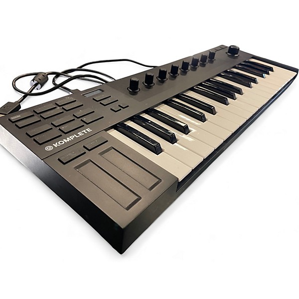 DTM・DAW KOMPLETE KONTROL M32 Komplete Kontrol M32 Compact Keyboard Controller — DJ TechTools