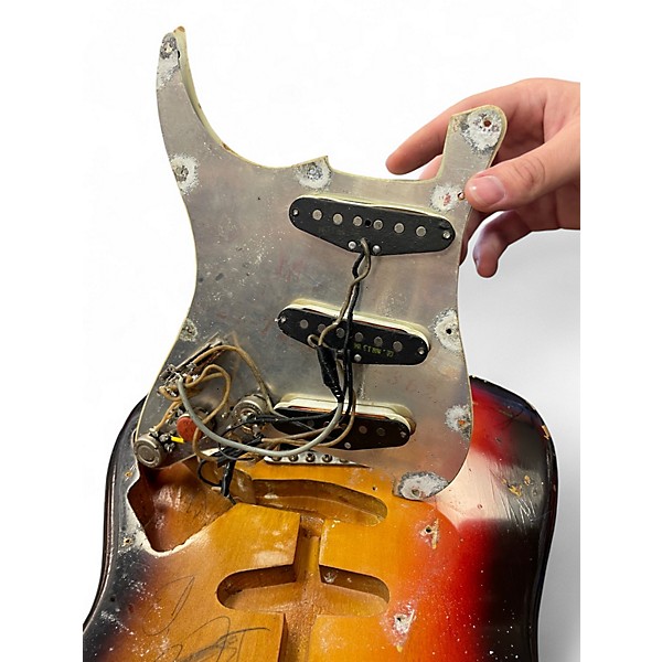 Vintage 1964 Fender STRATOCASTER Sunburst Solid Body Electric Guitar