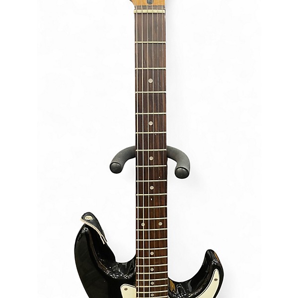 Used Peavey Raptor Black Solid Body Electric Guitar