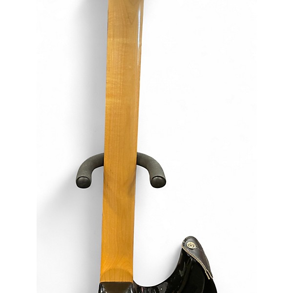 Used Peavey Raptor Black Solid Body Electric Guitar