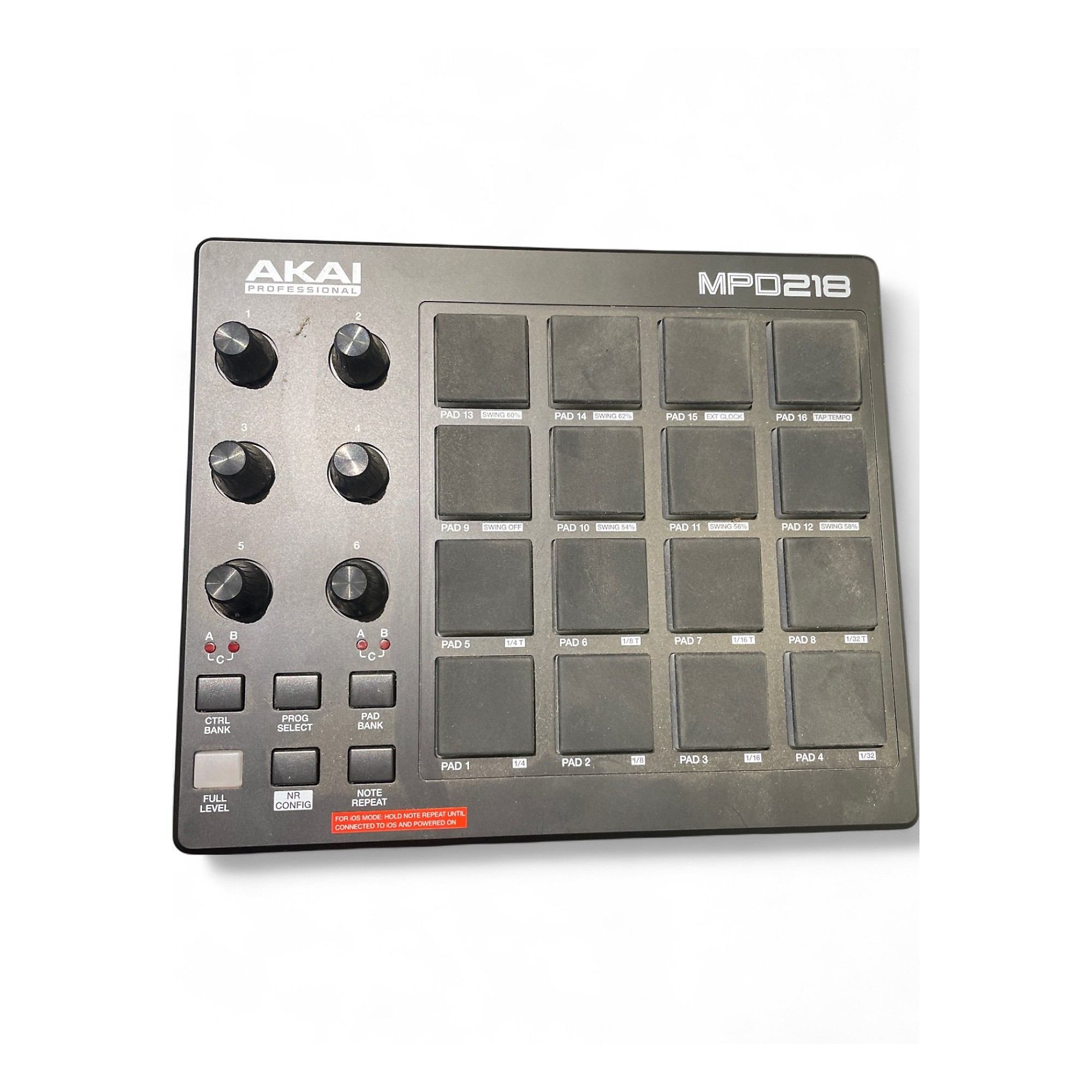 AKAI MPD218 美品 箱付き MIDIコントローラー MPD218 MIDI Pad Controller | Akai Pro