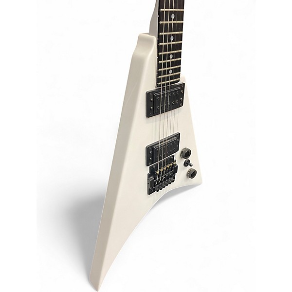 Used Peavey Vortex 2 White Solid Body Electric Guitar