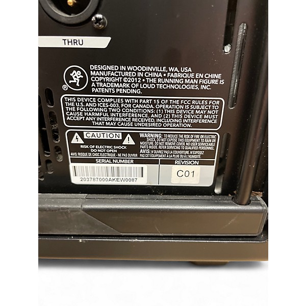 Used Mackie dlm8 Powered Speaker