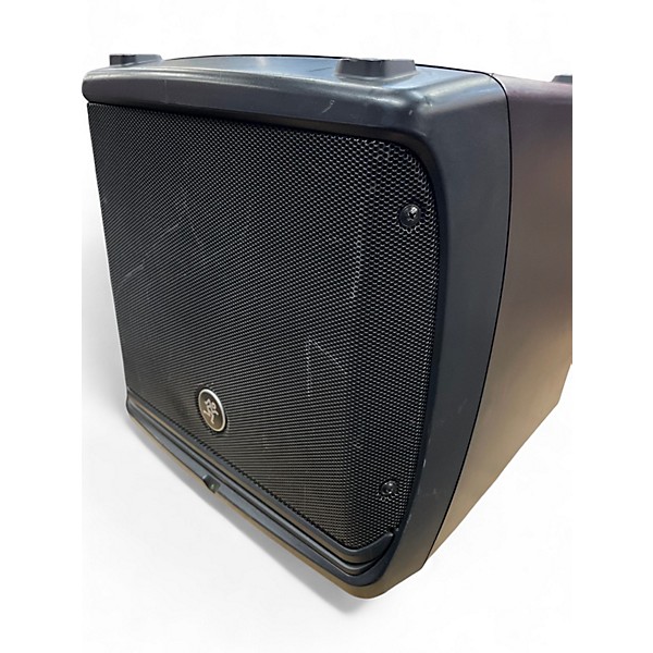 Used Mackie dlm8 Powered Speaker