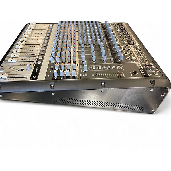 Used Mackie onyx 1620 Powered Mixer