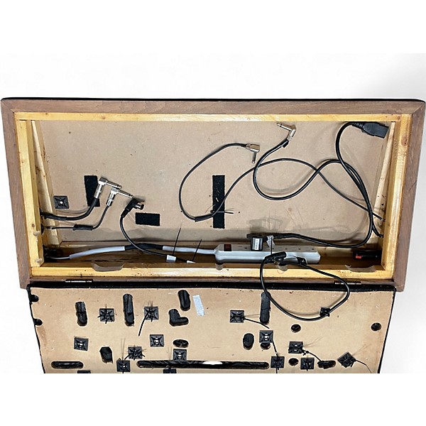 Used Demont PEDALBOARD Pedal Board