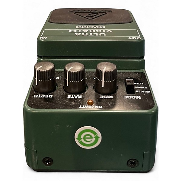 Used Behringer UV300 Ultra Vibrato Effect Pedal