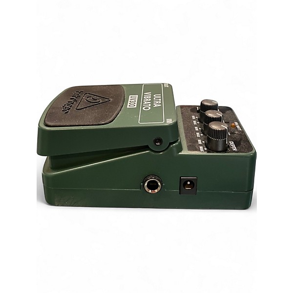 Used Behringer UV300 Ultra Vibrato Effect Pedal