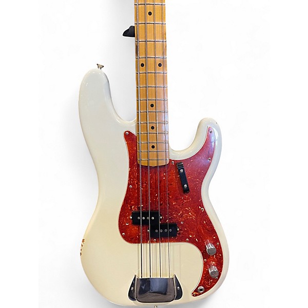 Used Fender MASTERBUILT CARLOS LOPEZ CLOSET CLASSIC 1969 PRECISION BASS Olympic White Electric Bass Guitar