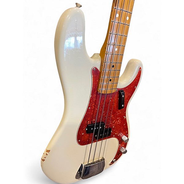 Used Fender MASTERBUILT CARLOS LOPEZ CLOSET CLASSIC 1969 PRECISION BASS Olympic White Electric Bass Guitar
