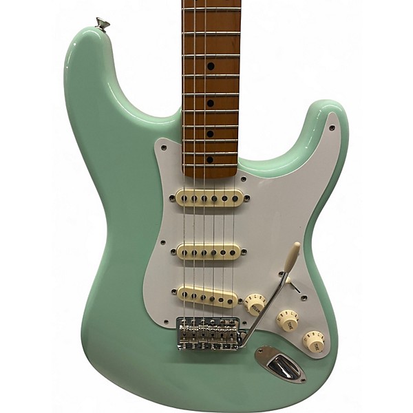 Used Fender Classic Series '50s Stratocaster Seafoam Green Solid Body Electric Guitar