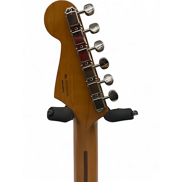 Used Fender Classic Series '50s Stratocaster Seafoam Green Solid Body Electric Guitar