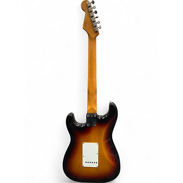 Used Fender 1960S Stratocaster 3 Color Sunburst Solid Body Electric Guitar
