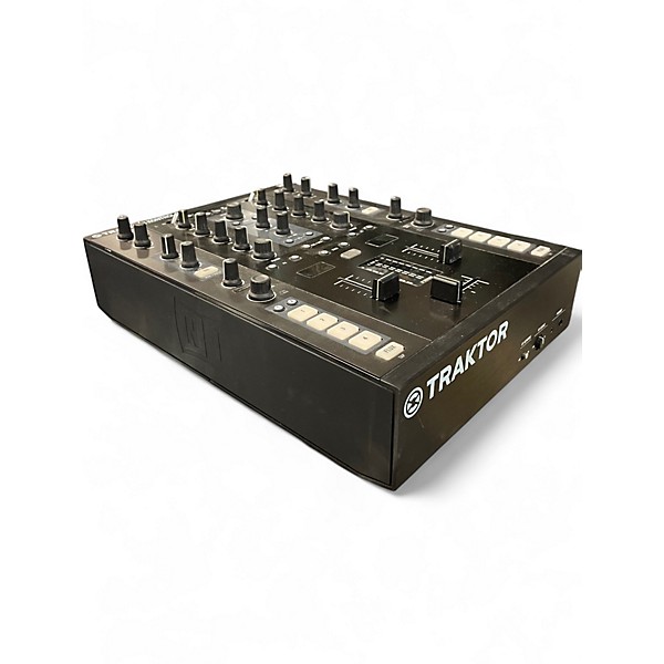 TRACTOR KONTROL Z2 DJミキサー Native Instruments Traktor Kontrol Z2 DJ Mixer at Gear4music