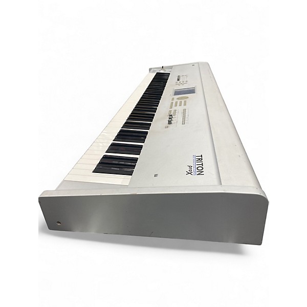 Used KORG Triton Pro X 88 Key Keyboard Workstation