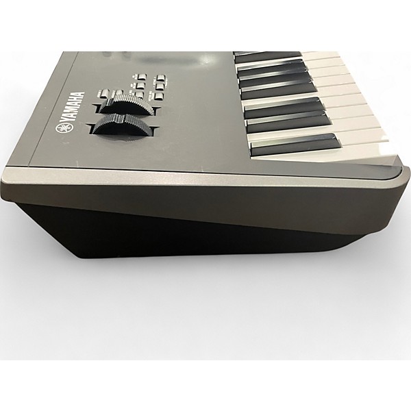 Used Yamaha MODX8 Synthesizer