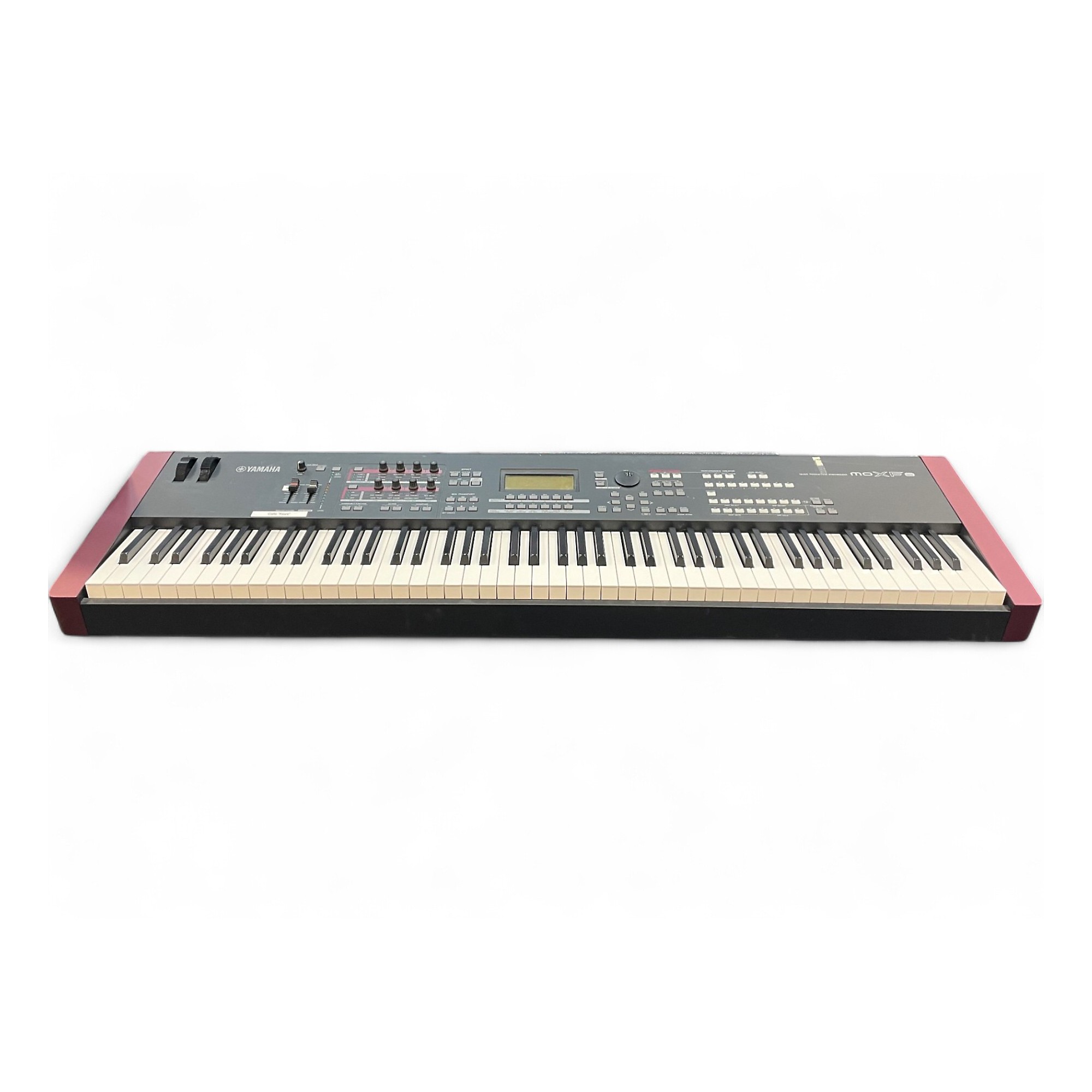 Used Yamaha MOXF8 88 Key Keyboard Workstation | Guitar Center