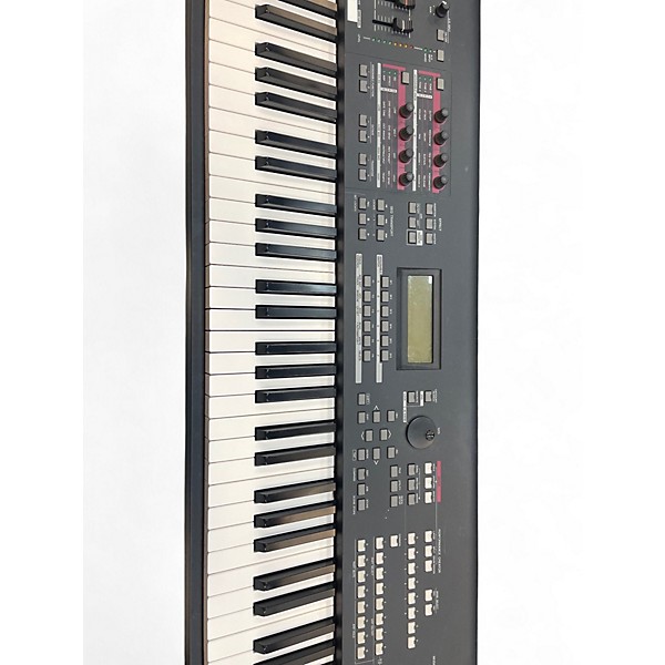 Used Yamaha MOXF8 88 Key Keyboard Workstation | Guitar Center