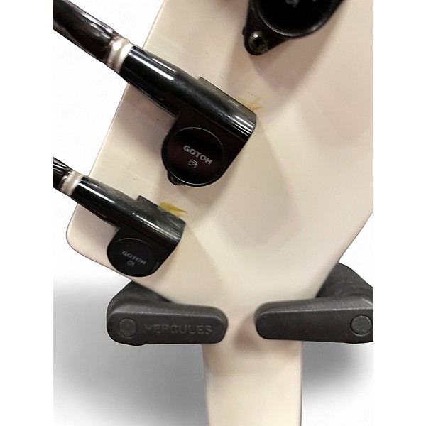 Used Kramer Baretta 5 String Alpine White Electric Bass Guitar