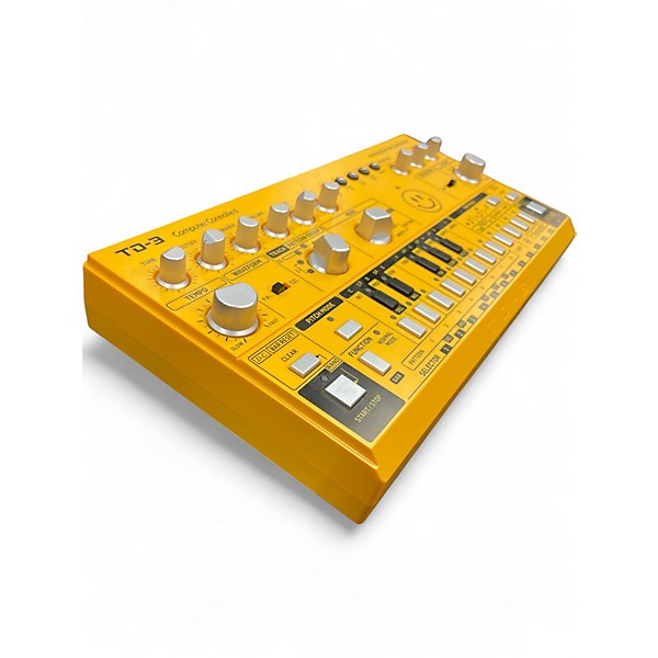 Used Behringer TD3AM Synthesizer