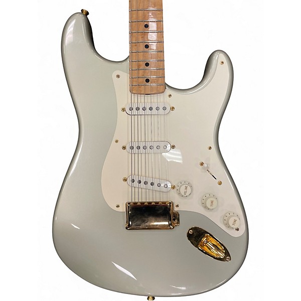 Used 1997 Fender Custom Shop 1958 Stratocaster Inca Silver Solid Body Electric Guitar
