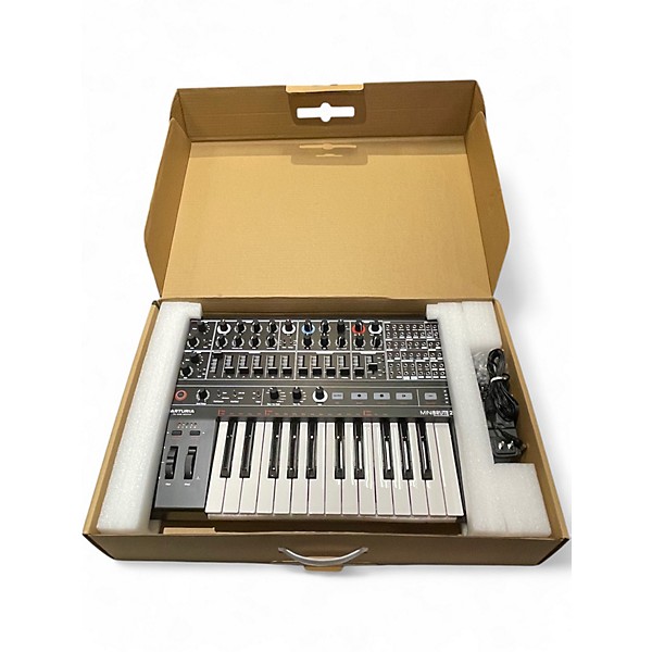 Used Arturia Minibrute 2 NOIR MIDI Controller