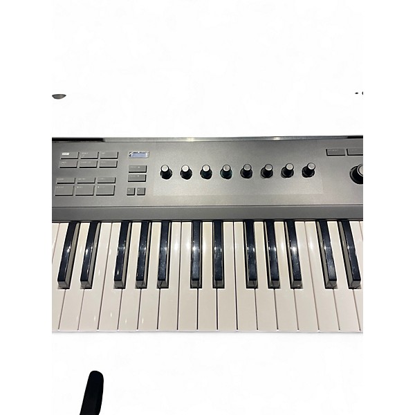 Used Native Instruments Komplete Kontrol A61 MIDI Controller